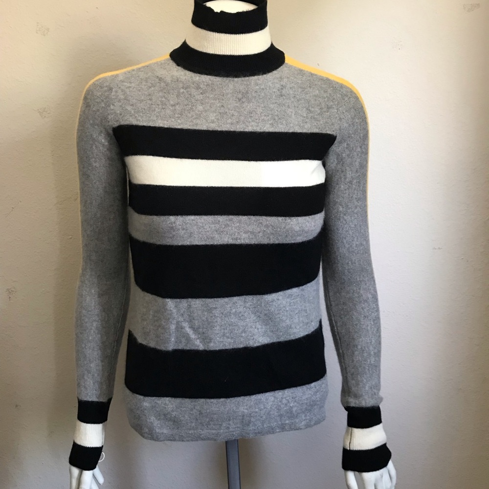 Pullover turtleneck sweater